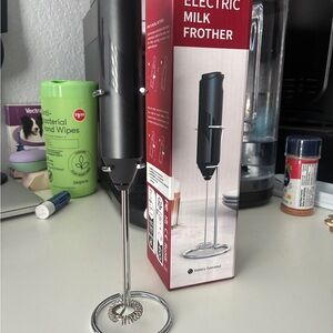 Electric Milk Frother - Black